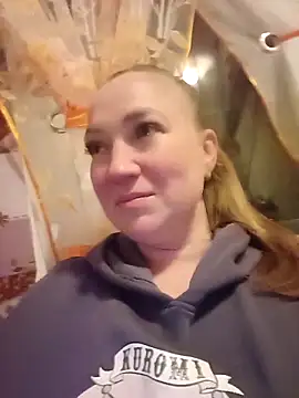 Kiss Eva online show from March 24, 2026, 5:46 pm