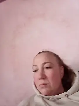 Kiss Eva online show from April 24, 2026, 10:28 am