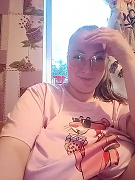 Snapshot of Kiss_Eva chatting on May 15, 2026, 5:44 pm Kiss Eva online show from May 15, 2026, 5:44 pm
