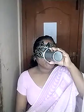 Snapshot of Megha_21 chatting on September 25, 2025, 10:49 pm Megha 21 online show from September 25, 2025, 10:49 pm