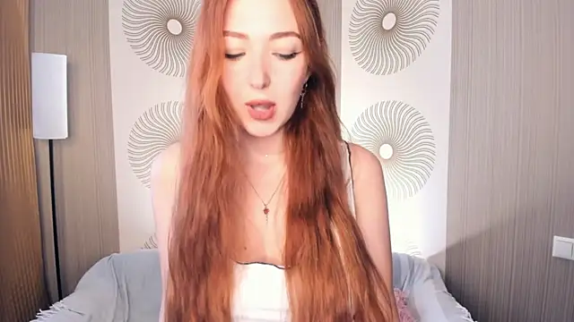 KrystleMartha online show from September 17, 2025, 12:40 pm