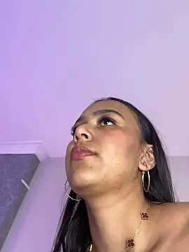 MiilaBlake online show from December 1, 2025, 7:37 pm