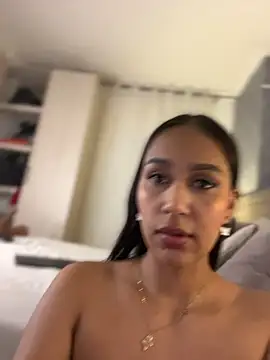 MiilaBlake online show from April 5, 2026, 8:15 pm