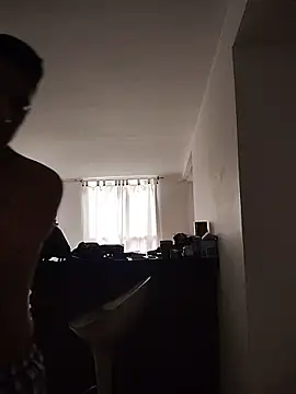 Juann-cock online show from April 7, 2026, 6:43 pm