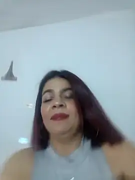 Scarleett Lux online show from November 28, 2025, 10:21 pm