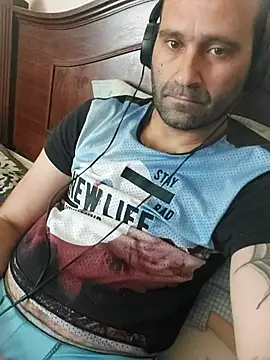 Jose1985oliveira online show from April 18, 2026, 1:57 pm