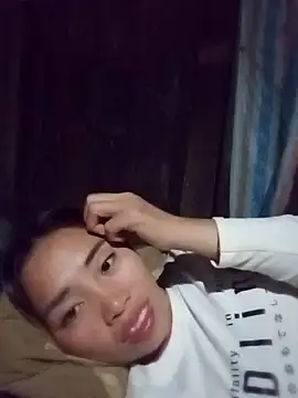 Snapshot of sulove_xx chatting on November 16, 2025, 4:45 pm sulove xx online show from November 16, 2025, 4:45 pm