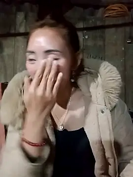 Snapshot of sulove_xx chatting on December 4, 2025, 4:50 pm sulove xx online show from December 4, 2025, 4:50 pm