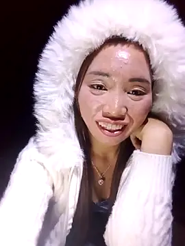 Snapshot of sulove_xx chatting on December 17, 2025, 3:06 pm sulove xx online show from December 17, 2025, 3:06 pm