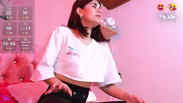 Snapshot of bella_thixx chatting on November 26, 2025, 4:12 am bella thixx online show from November 26, 2025, 4:12 am