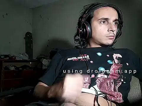 Snapshot of papito20cm chatting on March 4, 2026, 12:18 am papito20cm online show from March 4, 2026, 12:18 am