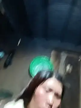 quynhkoolbae online show from April 2, 2026, 12:01 pm