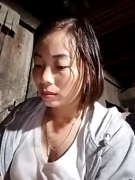 Annaacutee online show from November 11, 2025, 10:47 pm