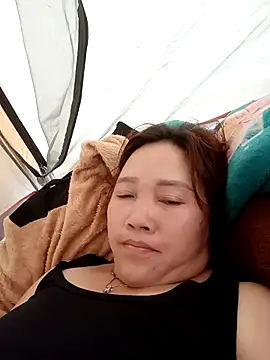 miumiu 00 online show from October 13, 2025, 2:13 am