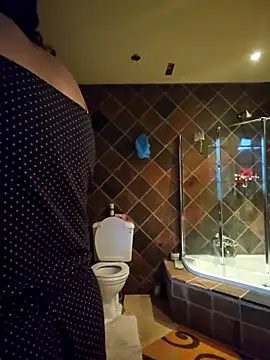 Indian GlowingMiax online show from December 21, 2025, 4:36 am