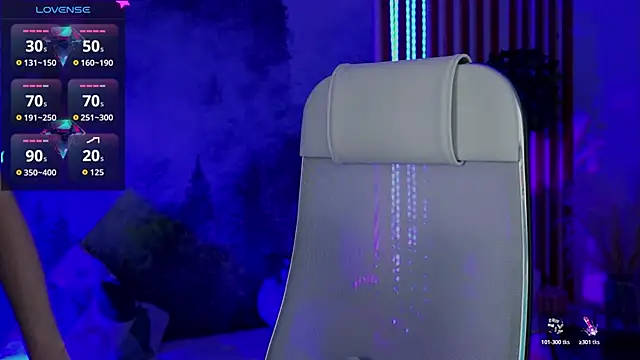 AgataWillis online show from April 17, 2026, 10:29 am