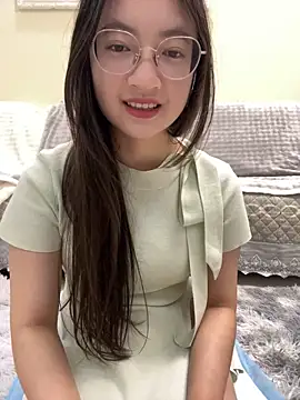 laowumeimei online show from October 1, 2025, 3:27 pm