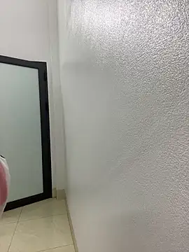 Dieknr online show from March 30, 2026, 1:40 am