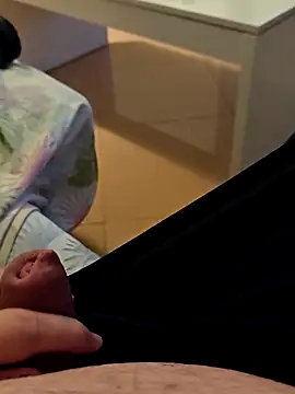 Snapshot of t-dog26 chatting on February 17, 2026, 6:44 am t-dog26 online show from February 17, 2026, 6:44 am