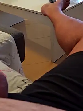 t-dog26 online show from April 23, 2026, 11:06 pm