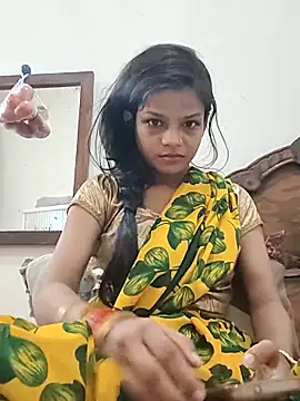 Snapshot of Komal0099 chatting on September 25, 2025, 2:39 am Komal0099 online show from September 25, 2025, 2:39 am