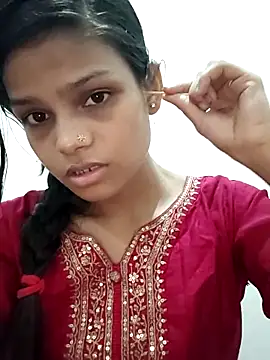 Snapshot of Komal0099 chatting on October 3, 2025, 5:09 am Komal0099 online show from October 3, 2025, 5:09 am