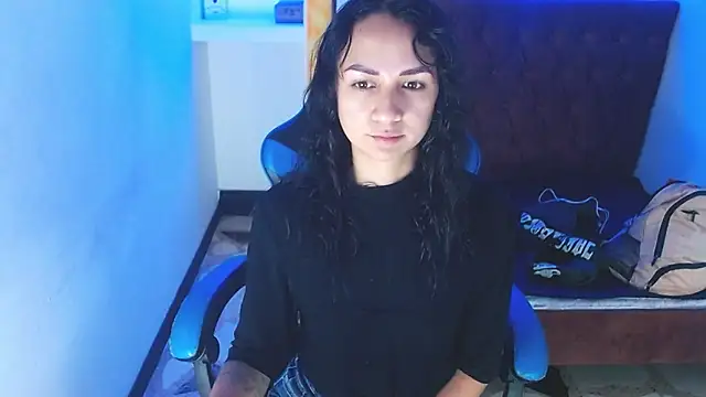 alison moon7 online show from September 20, 2025, 12:32 pm