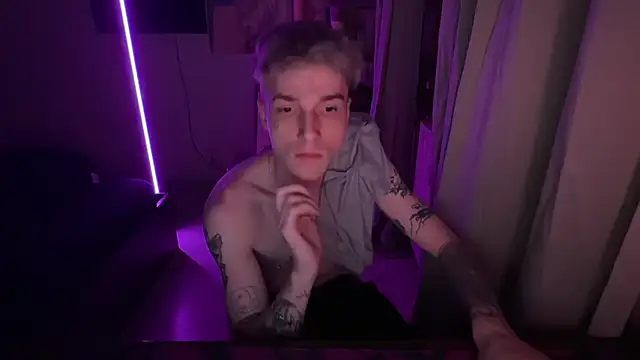 davesinner online show from April 28, 2026, 2:10 am