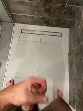 MrZli online show from October 13, 2025, 3:02 pm