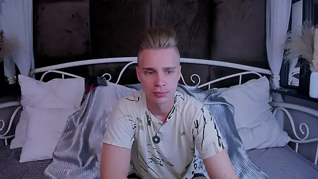 LawrenceMiles online show from September 16, 2025, 11:00 am