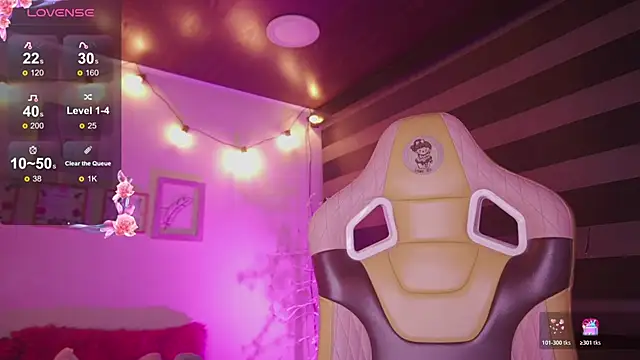 Lana Dreams  online show from January 6, 2026, 11:53 pm