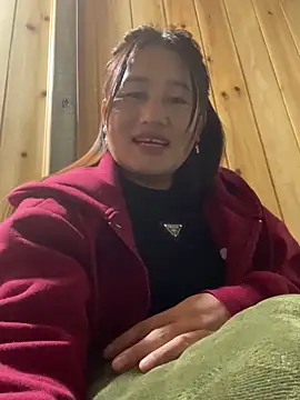 phungtiti online show from February 4, 2026, 1:17 pm