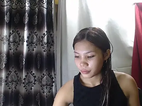 Snapshot of Joys_Wet_Pussy chatting on May 26, 2026, 6:33 am Joys Wet Pussy online show from May 26, 2026, 6:33 am