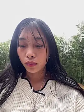 EmLy02 online show from February 11, 2026, 5:51 am