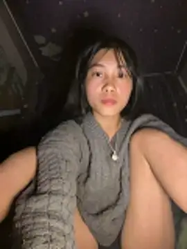 EmLy02 online show from February 18, 2026, 11:17 am