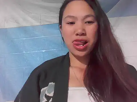 fanchunn online show from November 17, 2025, 1:15 pm