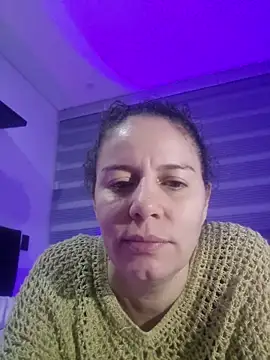 Snapshot of Nina_vallon chatting on July 15, 2026, 10:11 am Nina vallon online show from July 15, 2026, 10:11 am