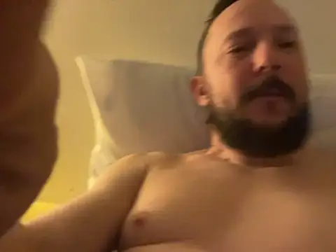 Snapshot of AZOPMOB18999 chatting on March 27, 2026, 10:54 pm AZOPMOB18999 online show from March 27, 2026, 10:54 pm