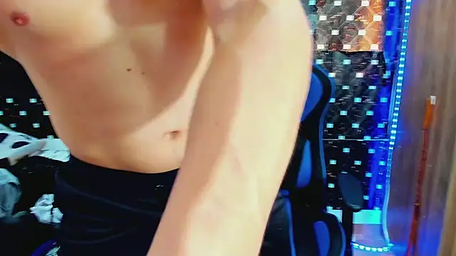 javiersexymann online show from June 10, 2026, 9:27 pm