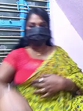 Snapshot of chaitara-reddy chatting on January 18, 2026, 4:10 pm chaitara-reddy online show from January 18, 2026, 4:10 pm