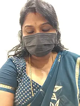 Snapshot of chaitara-reddy chatting on February 10, 2026, 7:29 am chaitara-reddy online show from February 10, 2026, 7:29 am