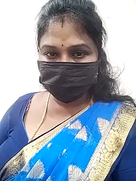 Snapshot of chaitara-reddy chatting on October 24, 2025, 5:50 am chaitara-reddy online show from October 24, 2025, 5:50 am