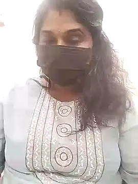 Snapshot of chaitara-reddy chatting on October 31, 2025, 7:49 am chaitara-reddy online show from October 31, 2025, 7:49 am