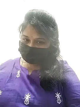 Snapshot of chaitara-reddy chatting on October 26, 2025, 8:26 am chaitara-reddy online show from October 26, 2025, 8:26 am