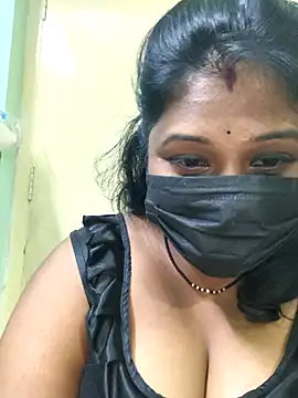 Snapshot of chaitara-reddy chatting on February 17, 2026, 4:15 pm chaitara-reddy online show from February 17, 2026, 4:15 pm