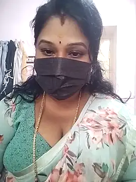 Snapshot of chaitara-reddy chatting on December 19, 2025, 5:00 am chaitara-reddy online show from December 19, 2025, 5:00 am