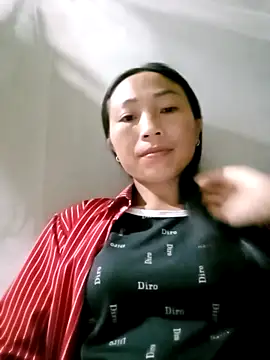 Snapshot of lucybaby00 chatting on May 10, 2026, 1:04 pm lucybaby00 online show from May 10, 2026, 1:04 pm