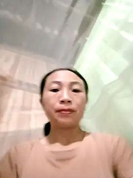 lucybaby00 online show from November 8, 2025, 8:01 pm