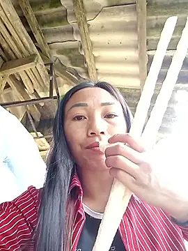 Snapshot of lucybaby00 chatting on February 25, 2026, 5:40 am lucybaby00 online show from February 25, 2026, 5:40 am