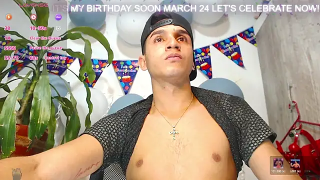 Angel latinboy online show from March 9, 2026, 4:21 pm